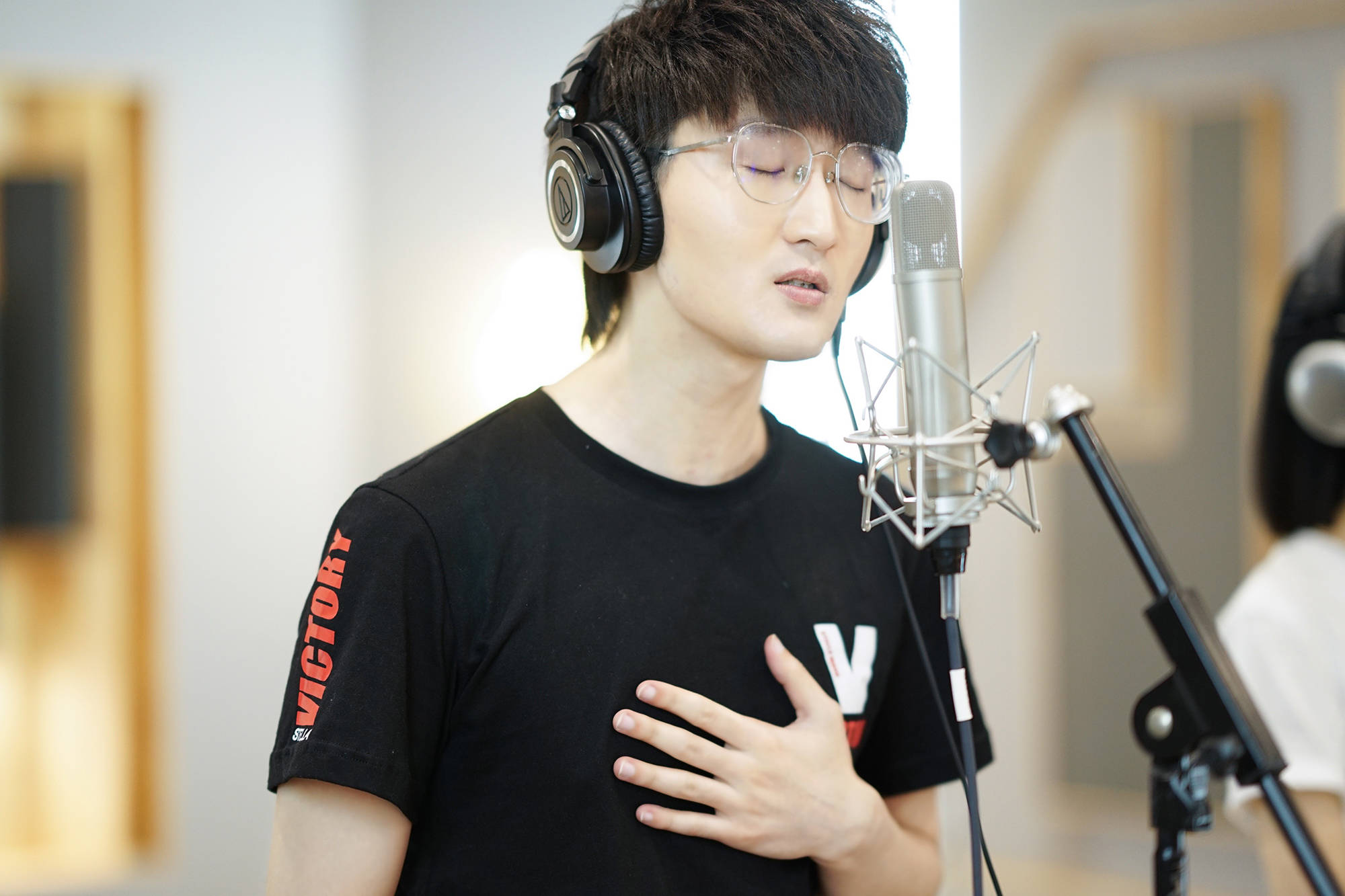 歌狂之旋律重启》迎来了完结篇,由《中国好声音》人气学员郭沁,黎真吾