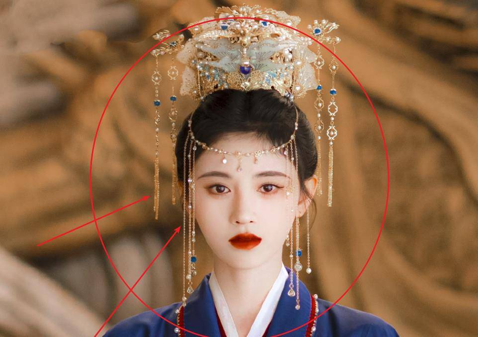 鞠婧祎妆容变化太大了吧!《慕南枝》又出新海报,新形象太吸睛了