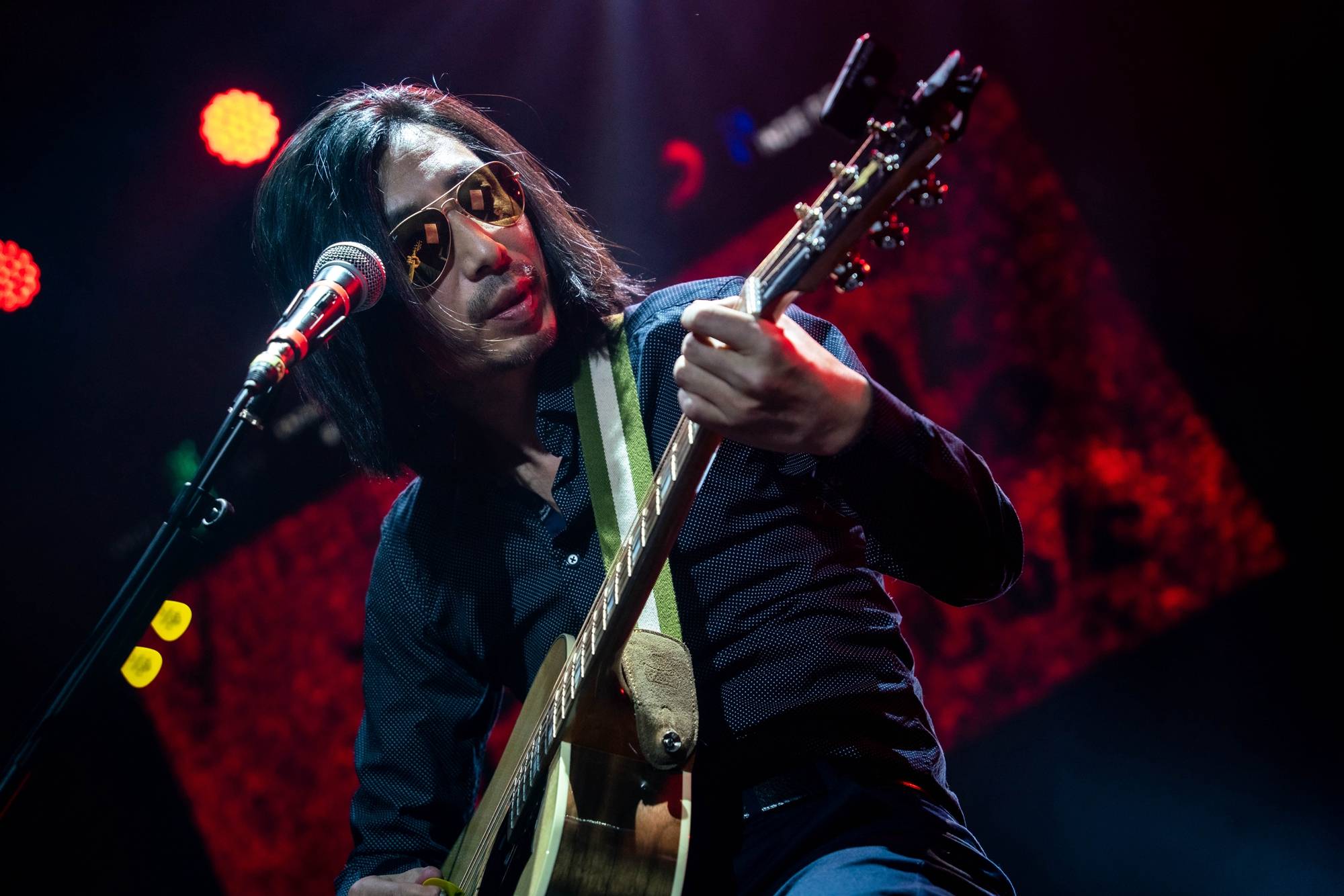 谢天笑唱谈会惊喜不断,为济南新婚乐迷送祝福