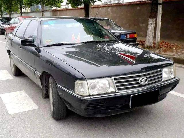 在随后的时间里陆续推出了红旗明仕,红旗世纪星,红