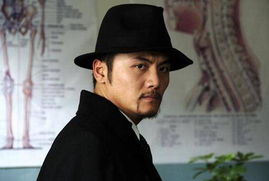 装台姬他北电毕业后很迷茫表哥张嘉译一句话点醒我