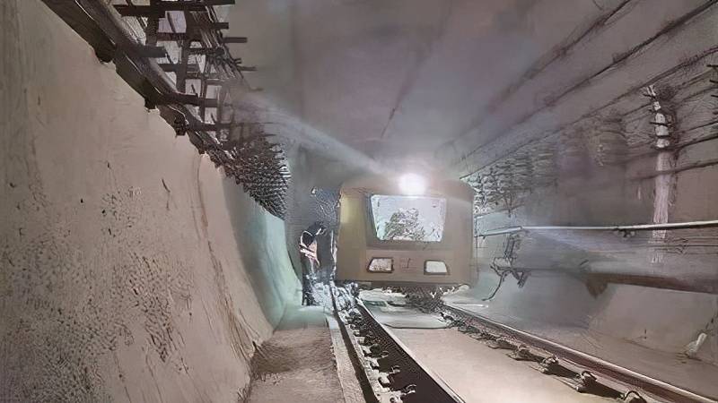 河南最长隧道!伏牛山隧道全线贯通,一洞穿两市