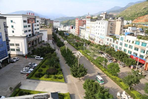 云南巧家车身有灰不让进县城,怎么防止执法者刁难车主