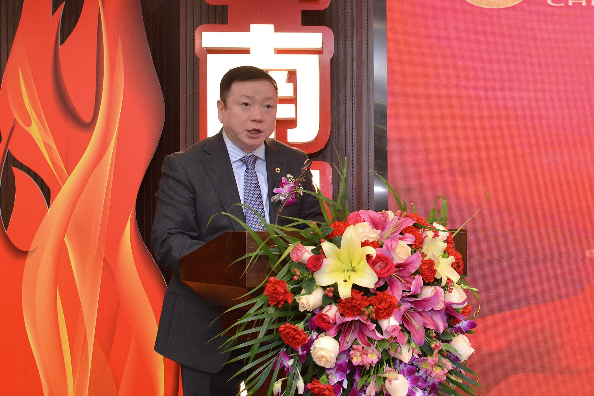 中国人寿财险云南省分公司党委书记,总经理张志方表示,公司立足服务