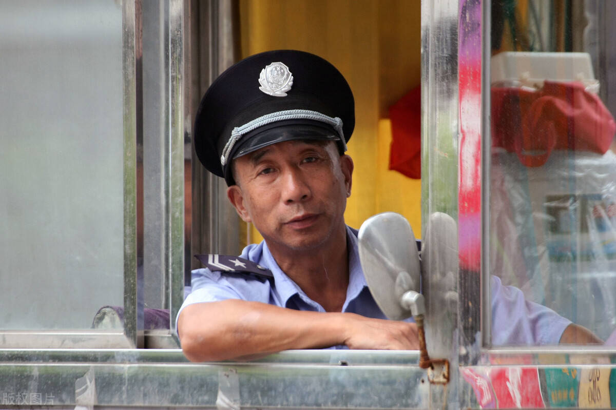 门卫工作怎么找?门卫月薪如何?