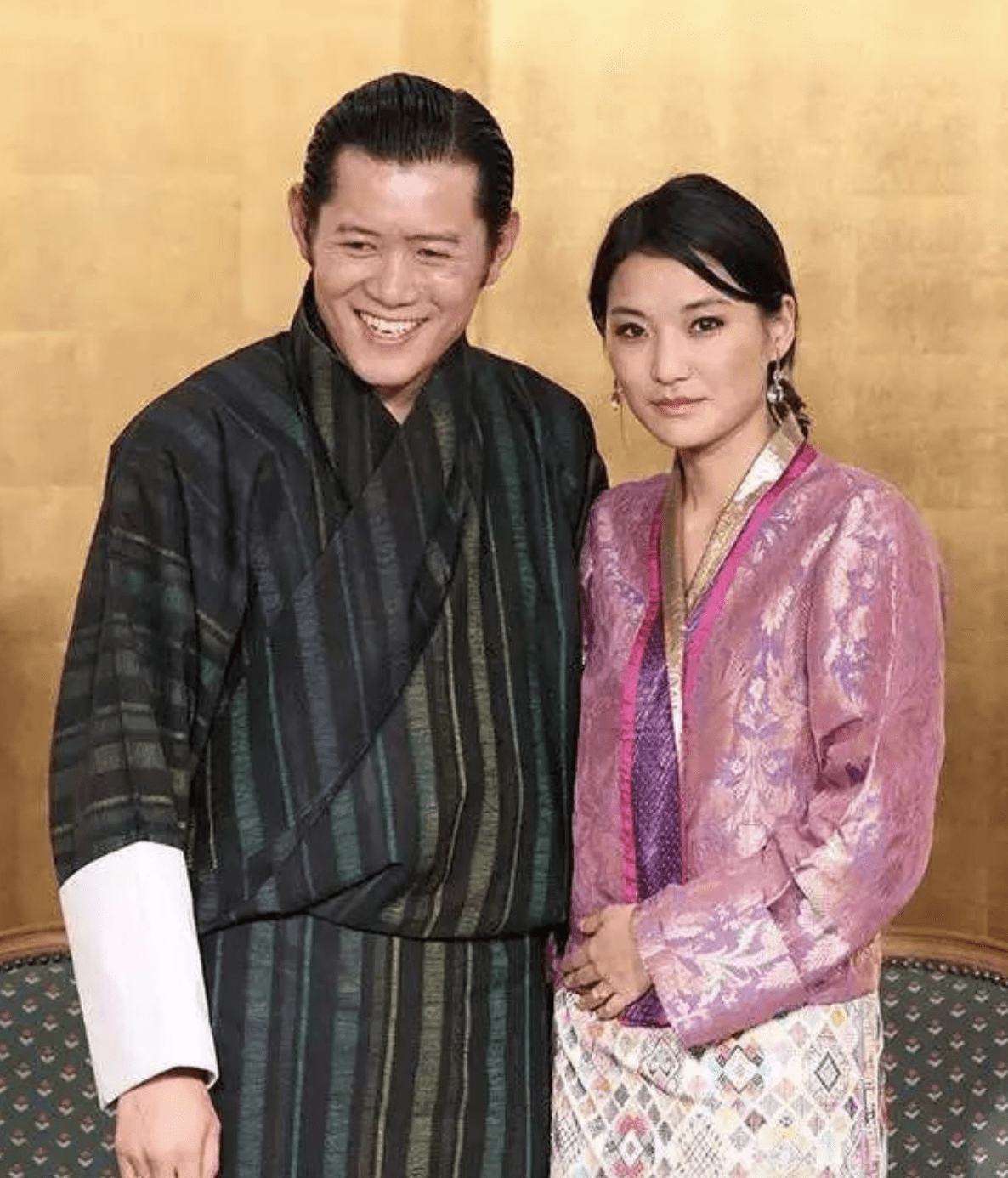 不丹国王和王后的照片图片