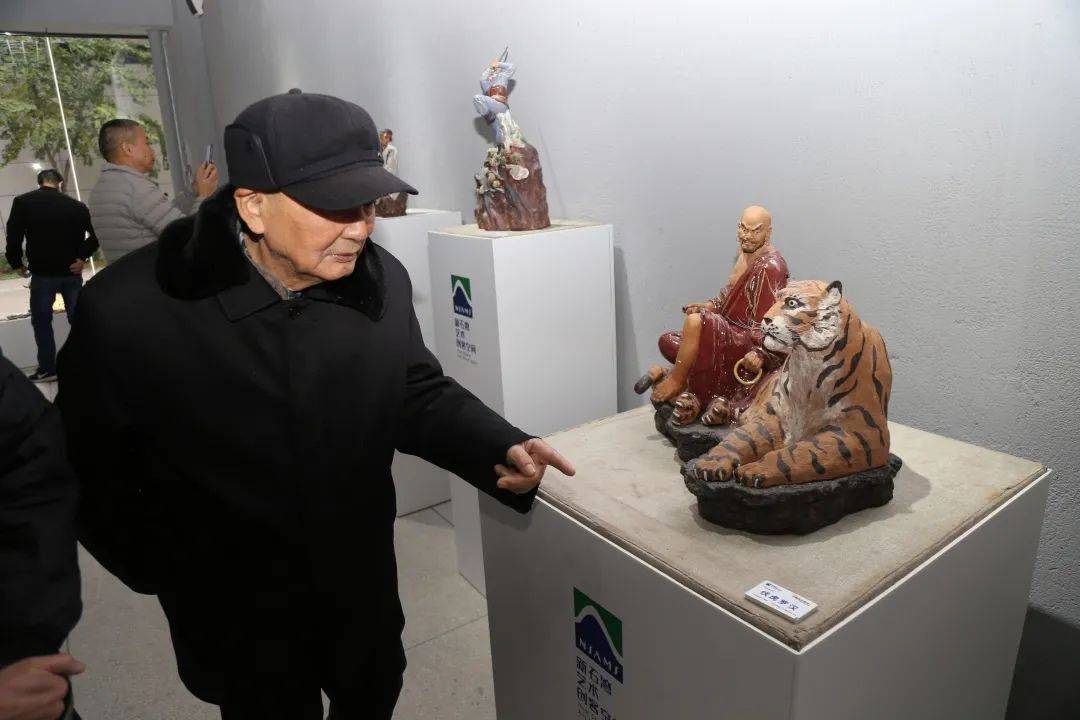 中国工艺美术大师庄稼技艺传承林志锋陶塑原作精品展隆重开幕