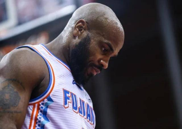 从一场不胜到3胜4负,福建男篮靠高登拯救!_手机搜狐网