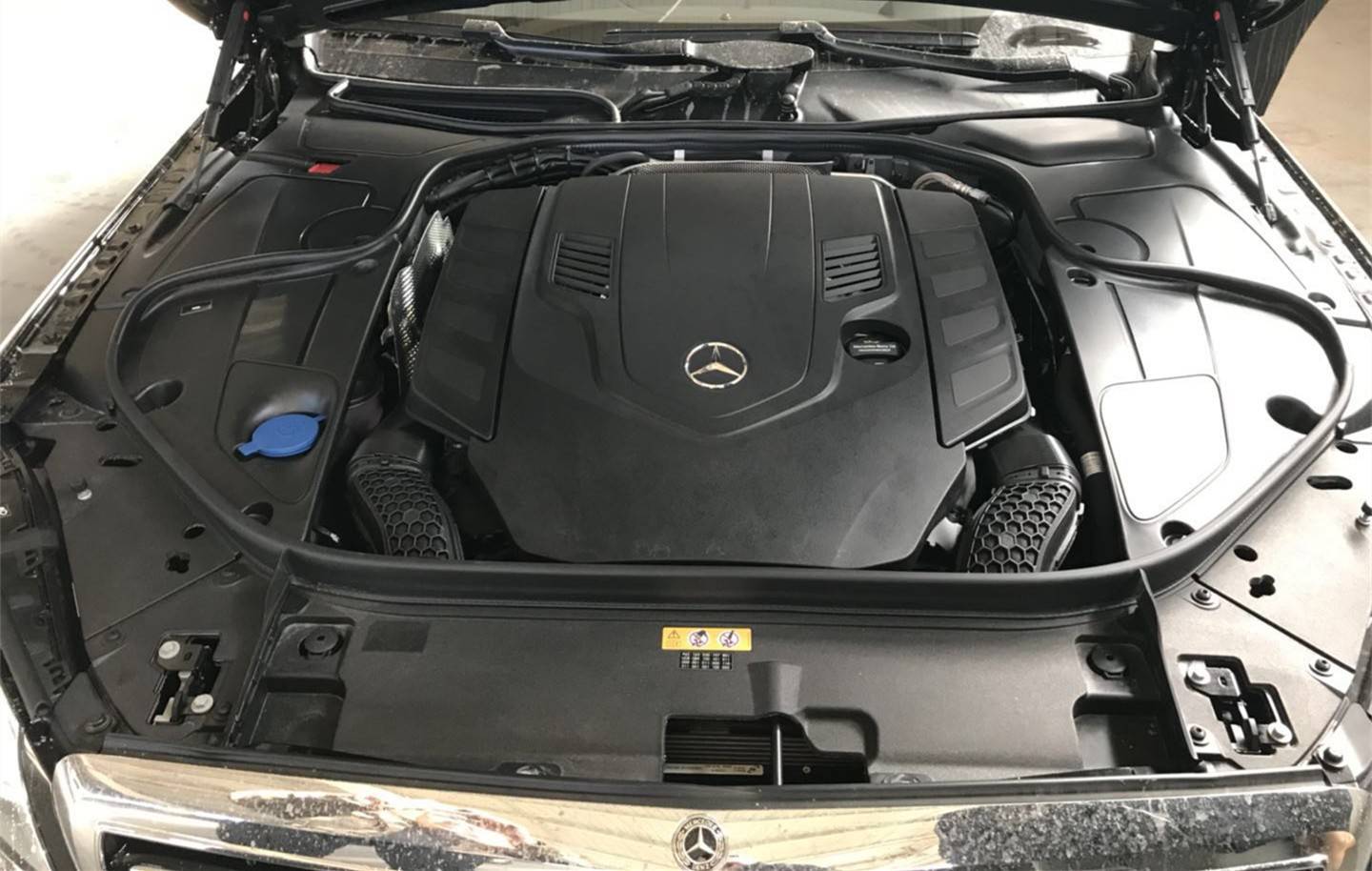 进口奔驰迈巴赫s560现车专促商务轿精选