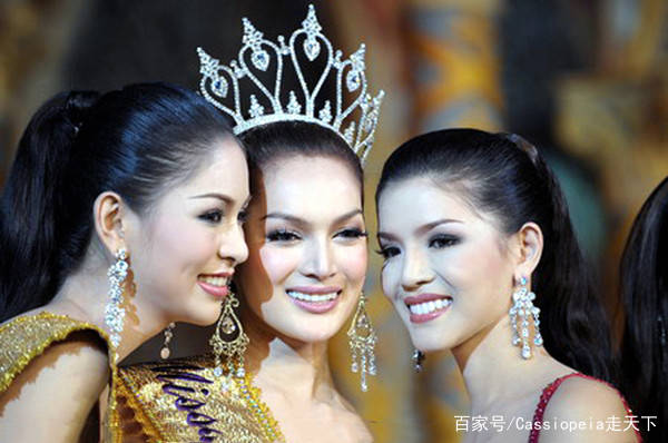 泰国最美“人妖皇后”，有名后恢复男儿身，而今却沦落至此