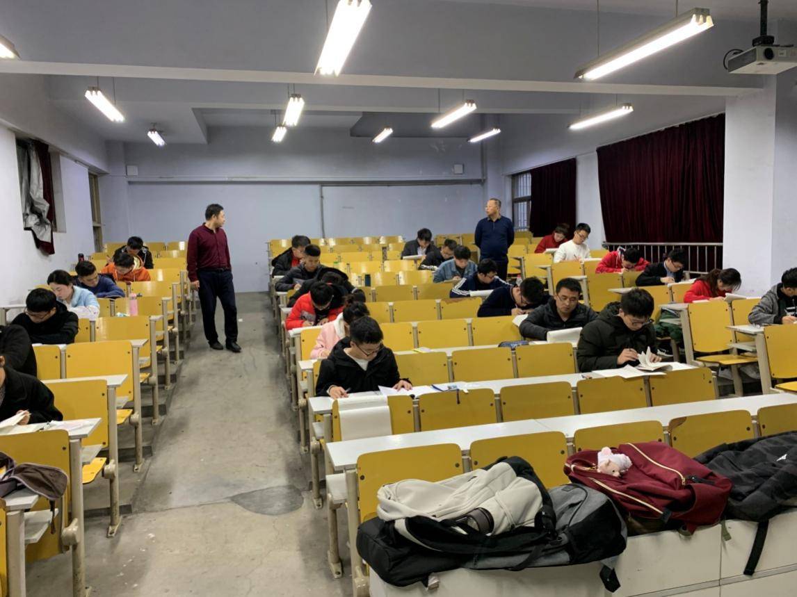 青岛理工大学土木工程学院多举措加强诚信考试教育_考场