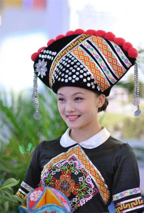 67壮族明明是少数民族为何要用汉族的姓氏