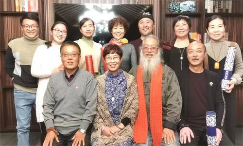 写尽牡丹富贵之气韵记实力派画家王新明