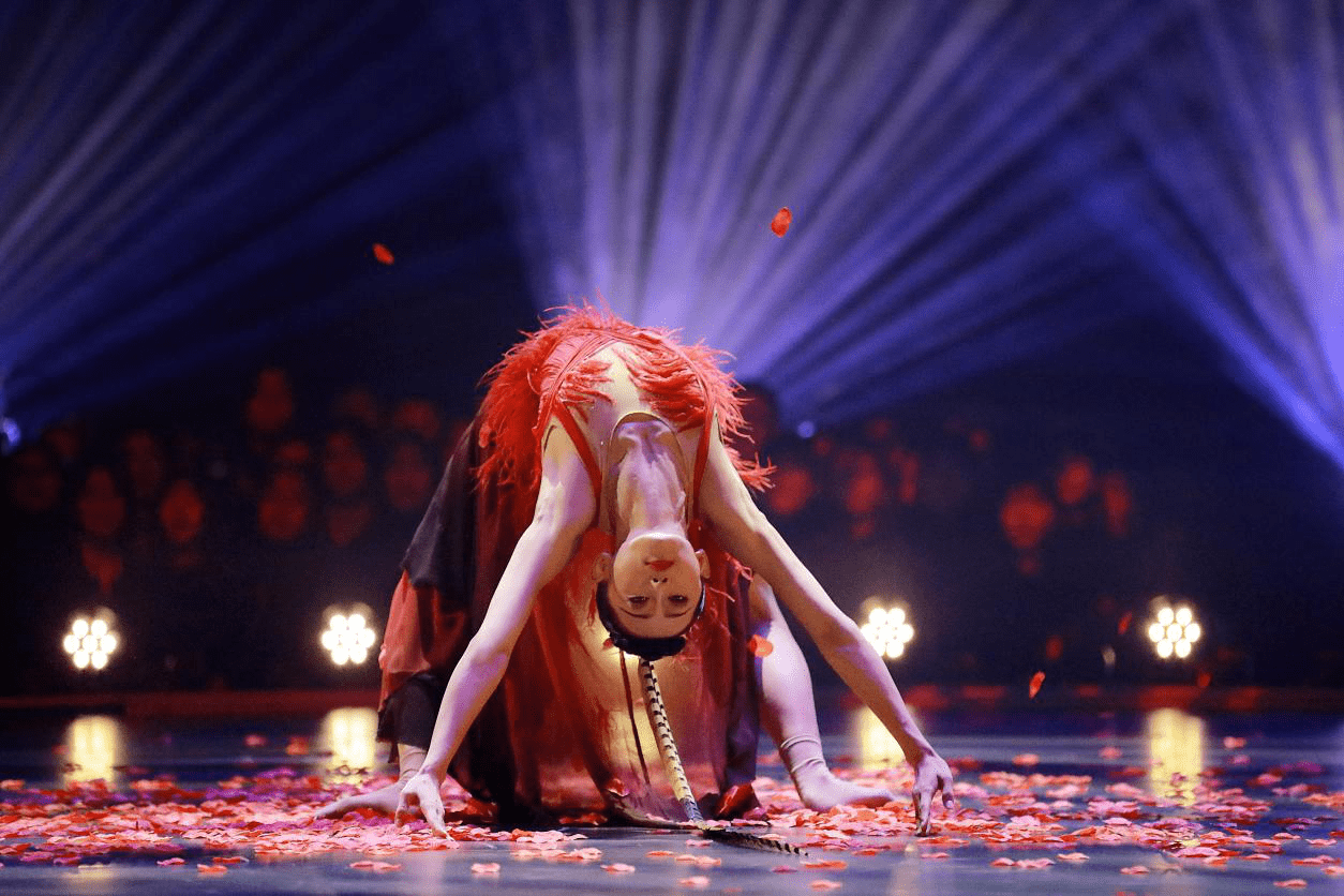 舞蹈风暴第二季本周六晚播出李艳超红裙挑战高难度舞蹈