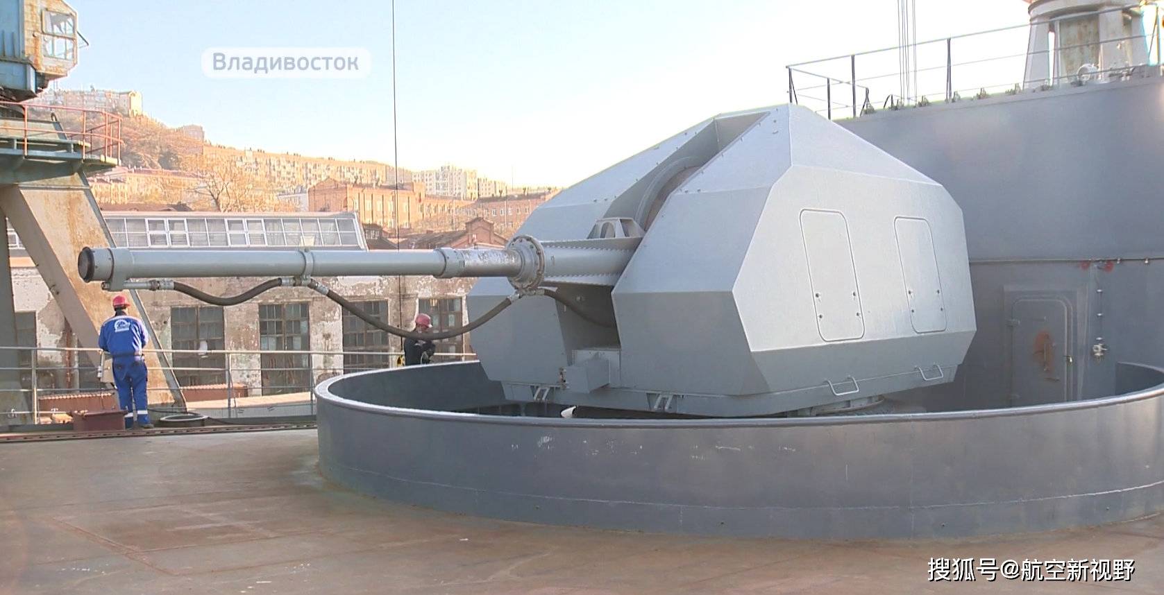 元帅号无畏级驱逐舰另外一大改进是取消了2座传统的ak-100型100mm舰炮