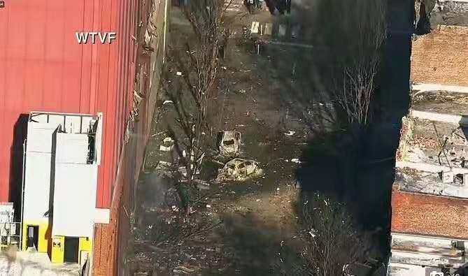 美国圣诞节大爆炸纳什维尔建筑物严重受损fbi启动调查蓄意汽车炸弹