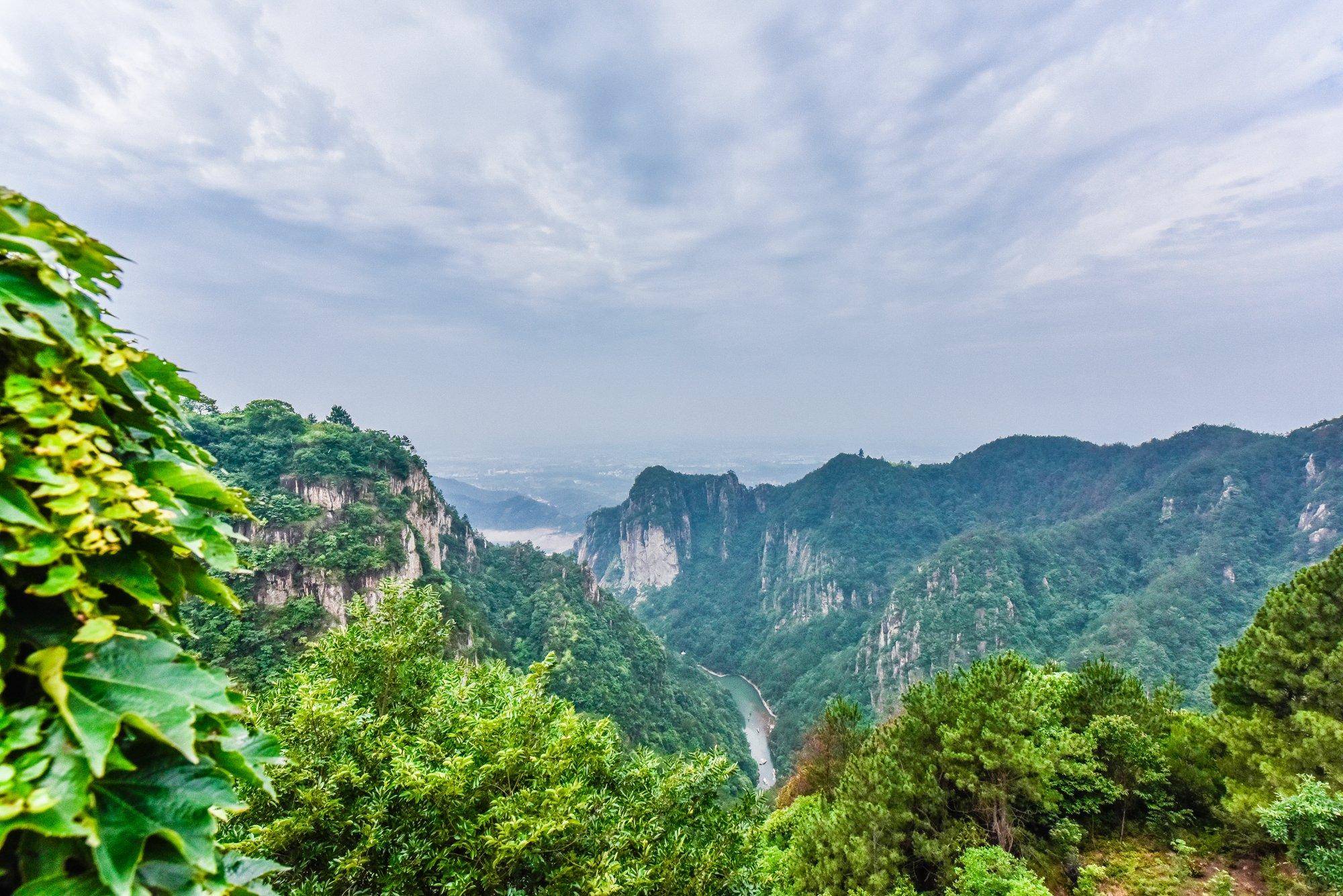 原创浙江受欢迎的一处景区是中华十大名山之一属国家5a级景区