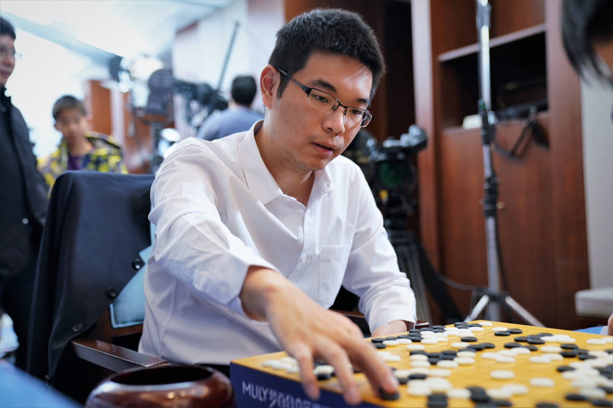 原创梦百合杯谢科芈昱廷再下一城 零封各自对手晋级决赛