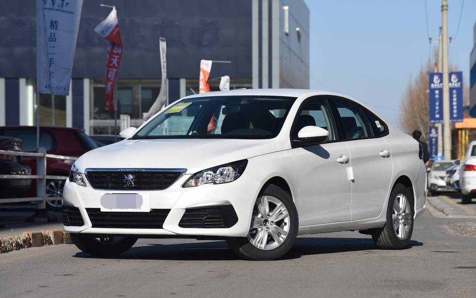 倒数第二名:标致308(1—11月份累计售出356辆)