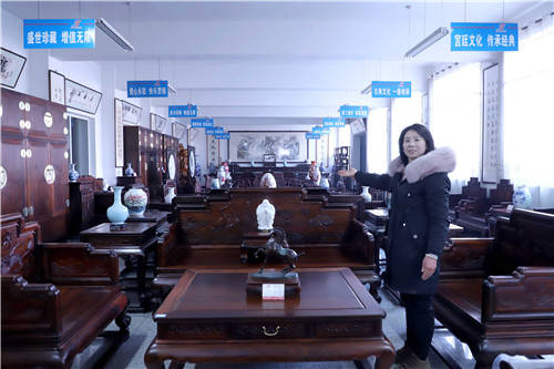 李炳璋先生从小在乐善好施的父母耳濡目染之中,个人成功后不忘服务