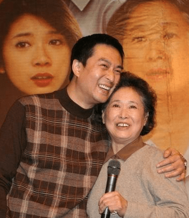 原创慈母专业户徐秀林,她终其一生只为演戏,与老伴结婚53年很恩爱