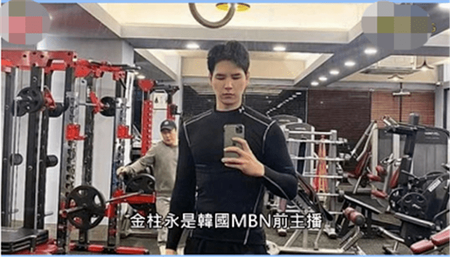 原创34岁知名主播猝死家中同事以为在睡觉生前最后画面被赞敬业