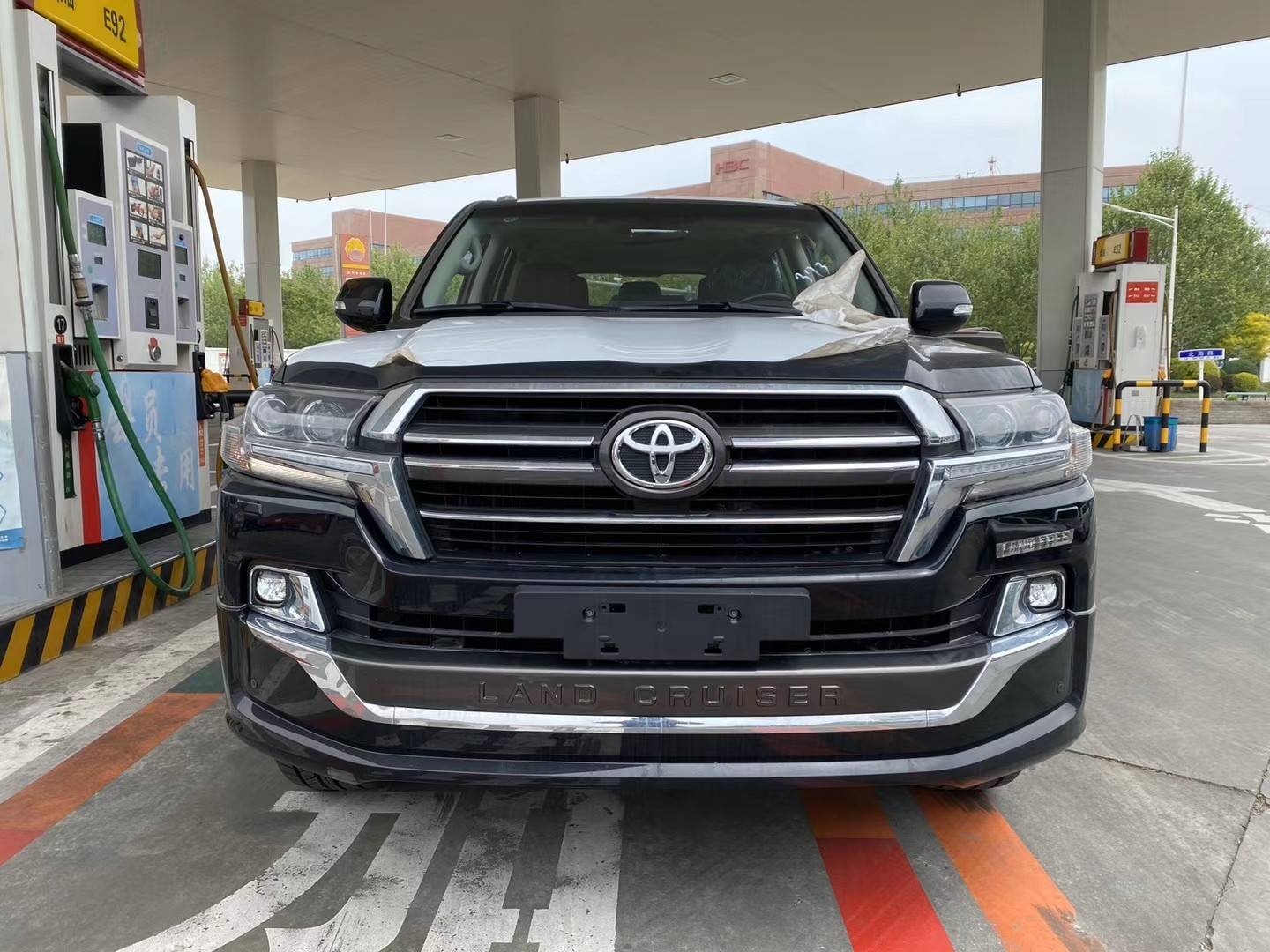 2020款丰田酷路泽5700 顶级越野王疯狂降价