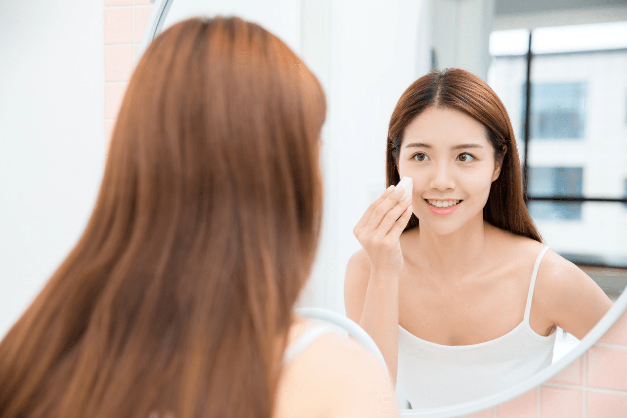 宴会间隙补妆有妙招,用这几招让你全场都能保持美妙气质