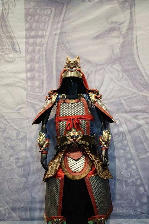 秦始皇的陵墓中,藏有"特殊"材料制成的宝甲,出土后意义重大