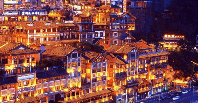 重庆人最热爱的景区，投资达3.85亿，不收门票游客络绎不绝