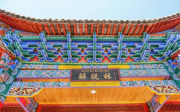 丽江五大寺的母寺，徐霞客曾到此一游，免费赏玉龙雪山