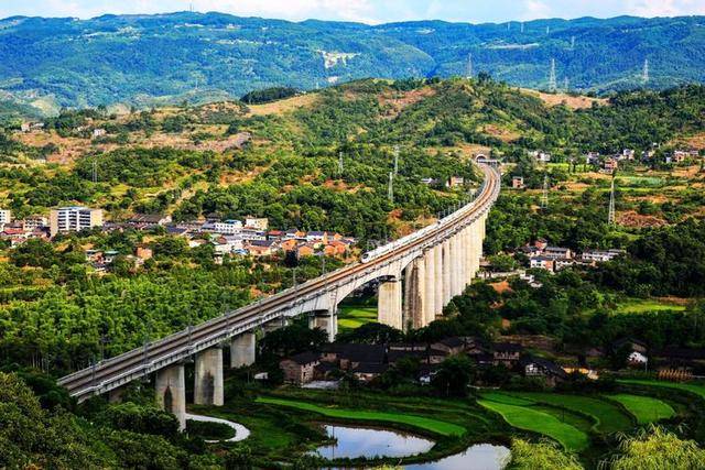 男生报考选专业也不是很随便的,这三字要诀帮你选最适合的专业