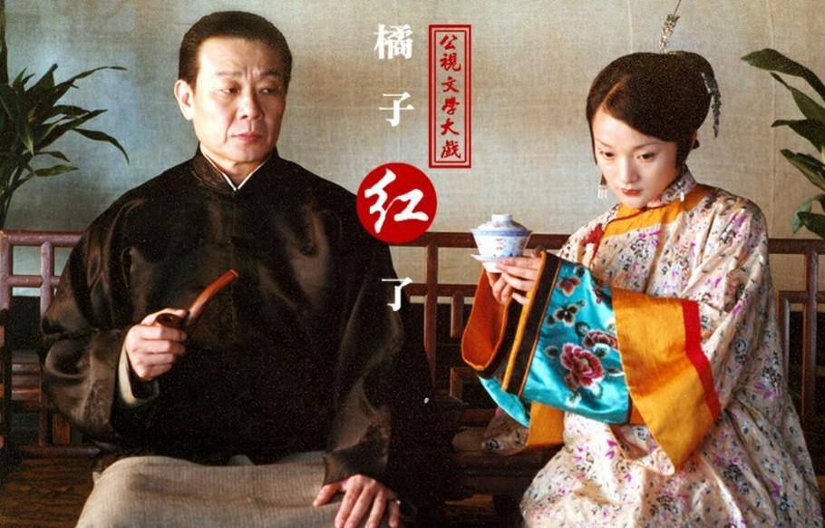 夏美华也是电视剧《一剪梅》《情义无价》的编剧,她和寇世勋有过多次