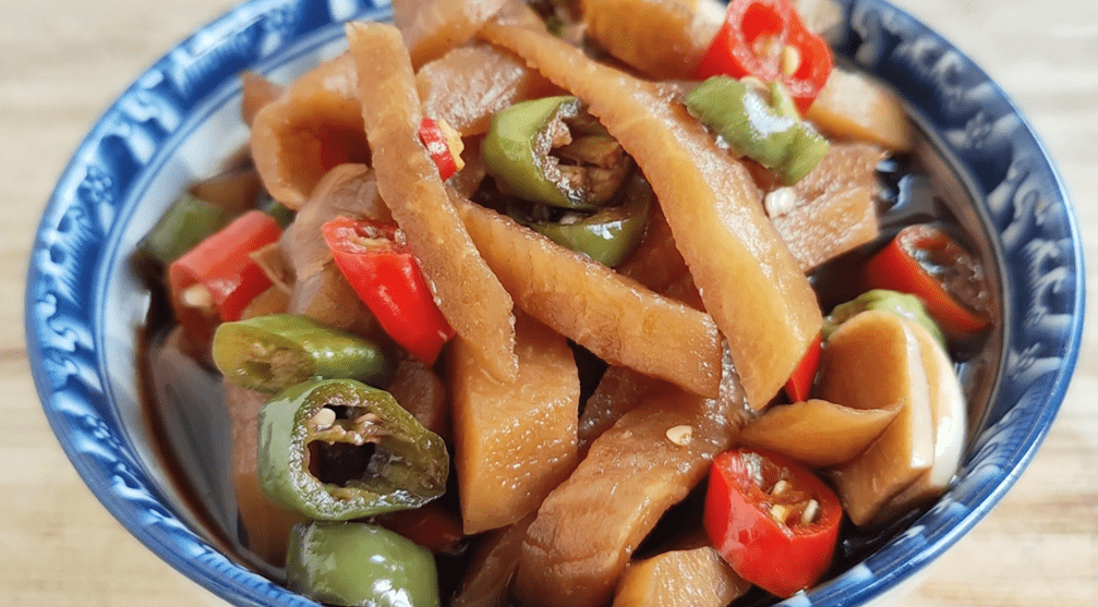 原创腌苤蓝教你新方法2小时就能吃易长久存放香辣爽脆又下饭