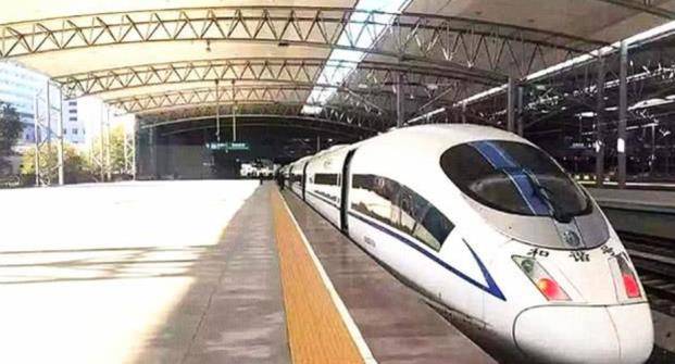 中国正在“逆袭”的城市，5条高铁线路汇聚在此，是你家乡吗？