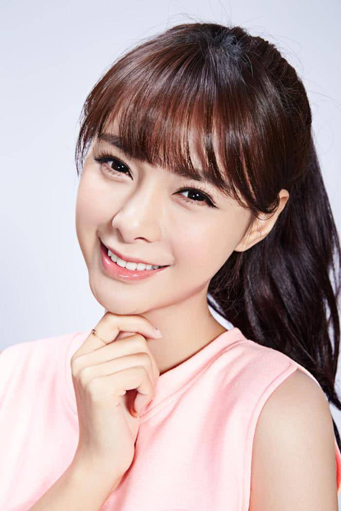 31岁沈梦辰,甜美姣好身材火辣,杜海涛也太幸福了!