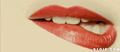 沙漠唇涂唇膏也要适量小心频率太高反变嘴唇杀手