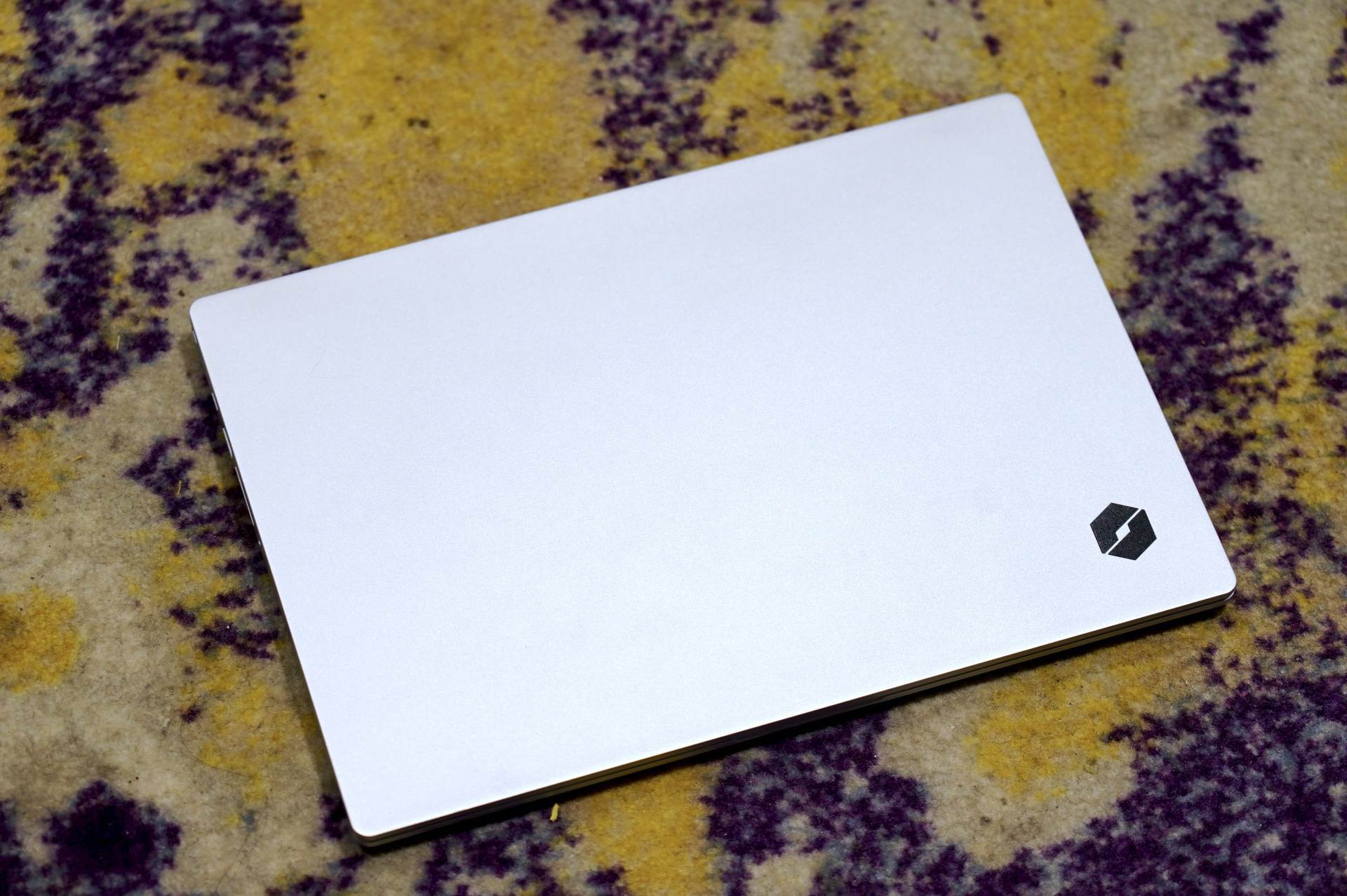 1kg1610机械革命f1轻薄本拆解测试