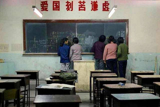 初三学生压力大,快坚持不下去了,怎么办?快速提高成绩很简单-搜狐大视野-搜狐新闻