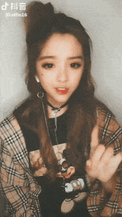 滤镜前后对比惊人视频 05faf8b064354cb6966b1d1711427456.gif