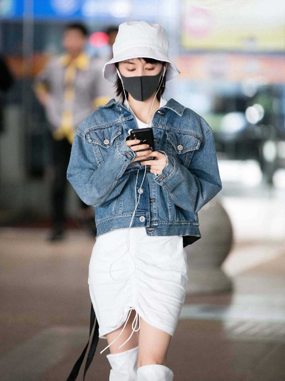 原创王子文真是"小个子穿搭教科书",牛仔外套配连衣裙干净利落