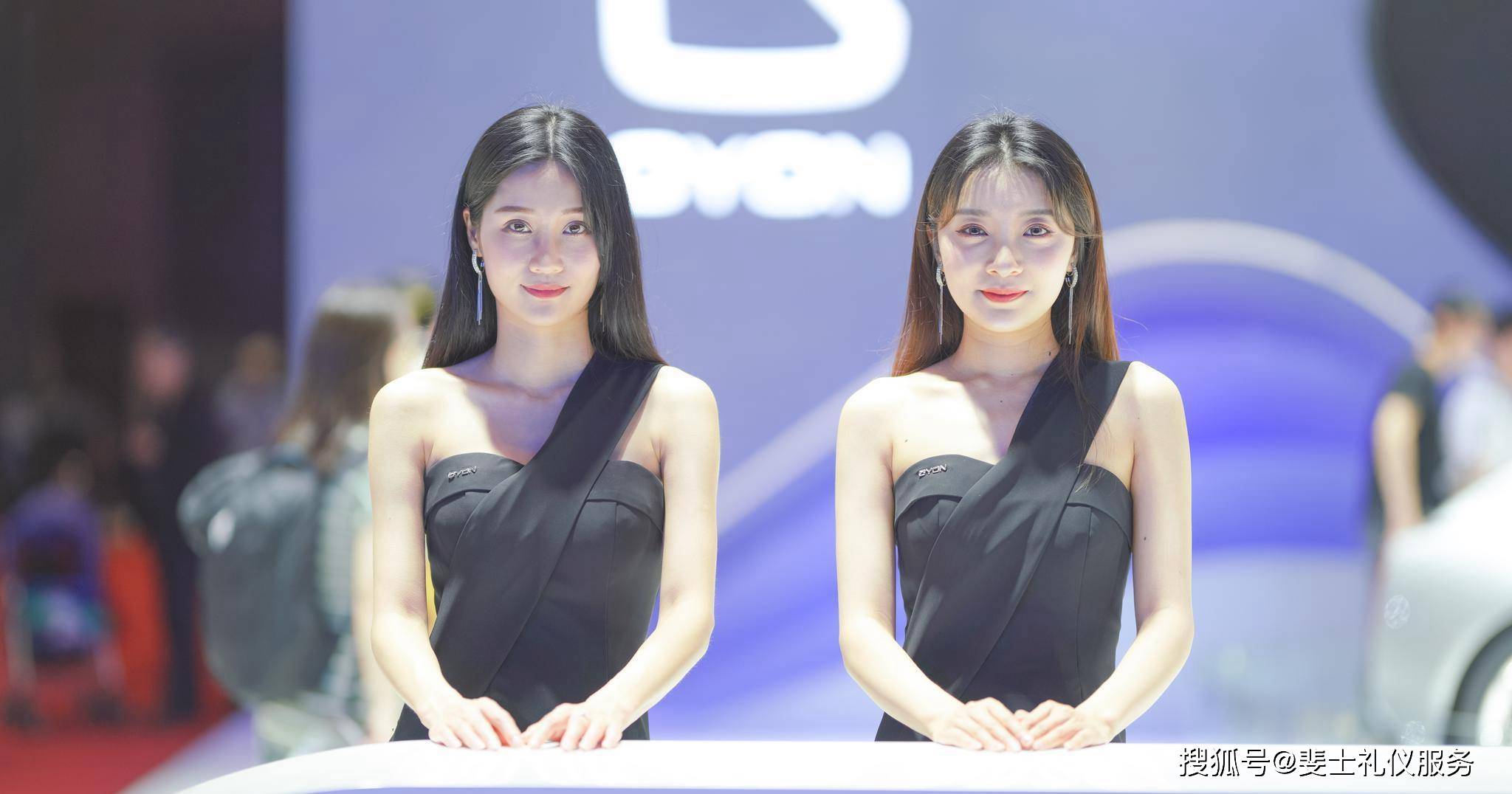 上海礼仪小姐公司礼仪小姐主要的工作内容是做什么