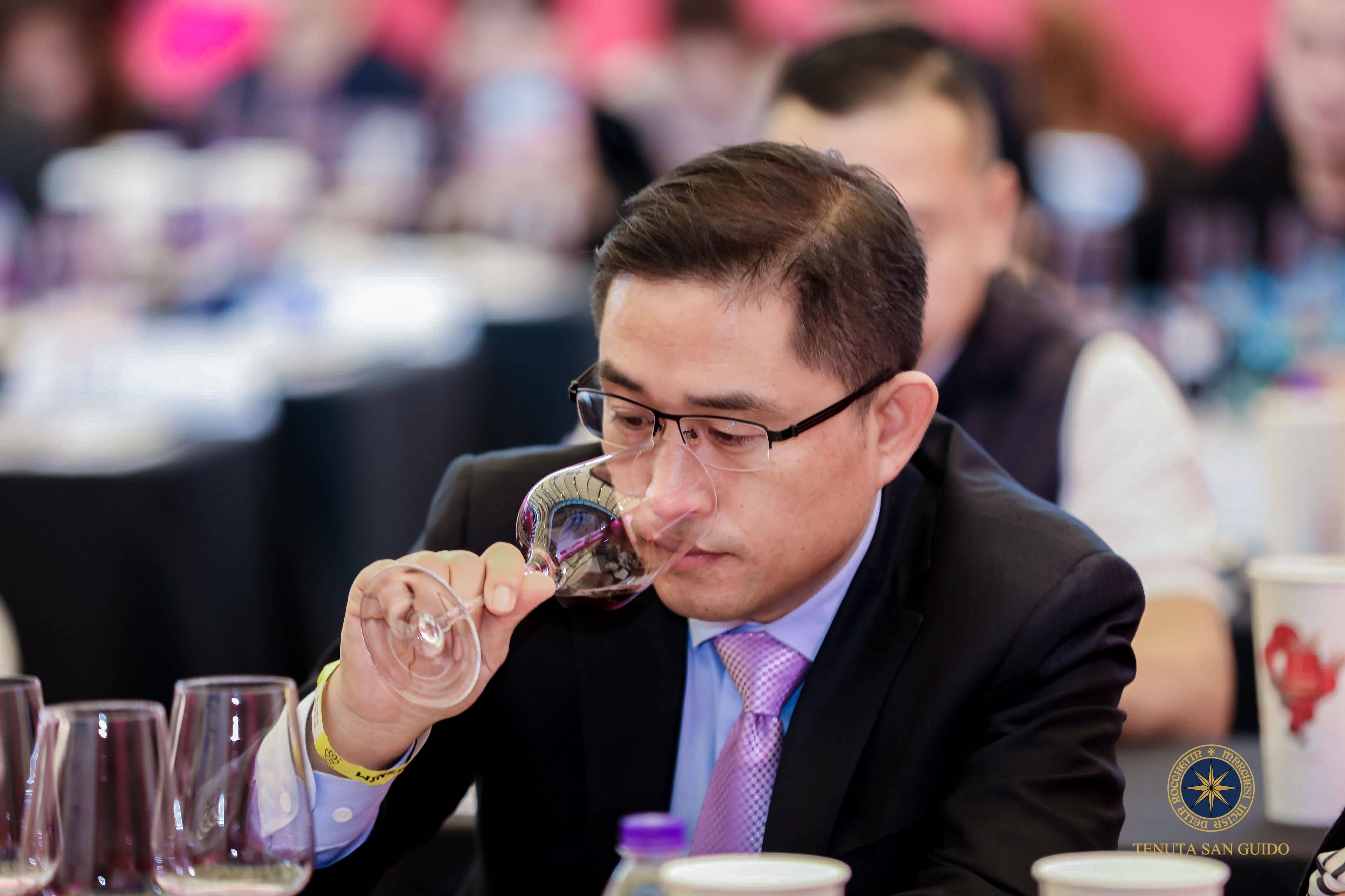 对话京东葡萄酒学院负责人柳森:我始终对葡萄酒保持敬畏之心