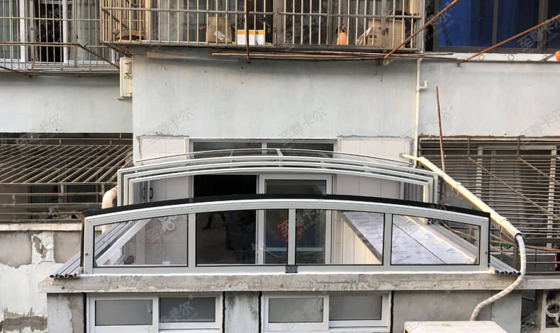 买了老公房一楼不让封天井怎么办不如看看天井可开合屋顶吧