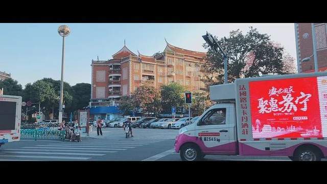 人口较少的城镇开什么店合适_农村开什么店比较合适