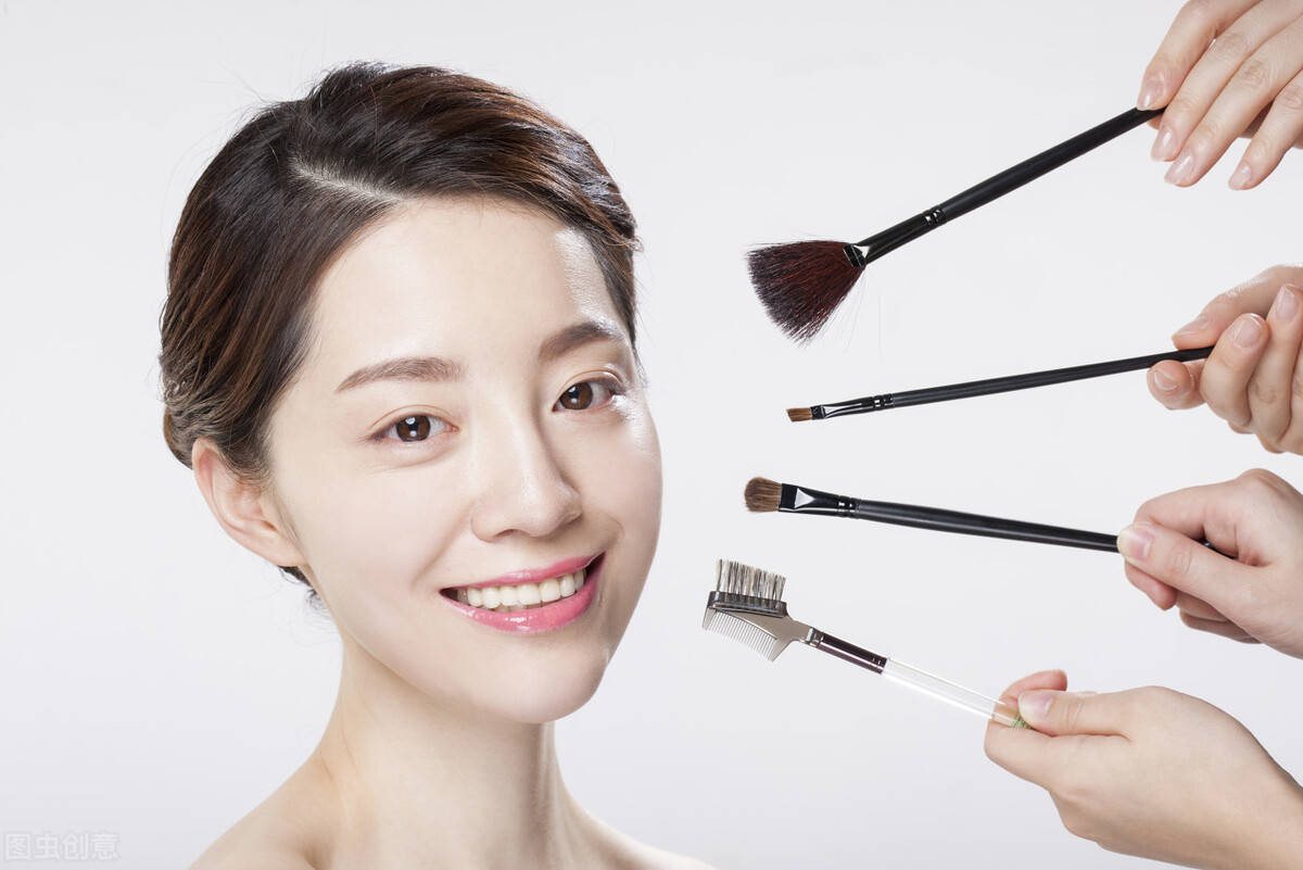 美妆行业app开发的三种发展类型