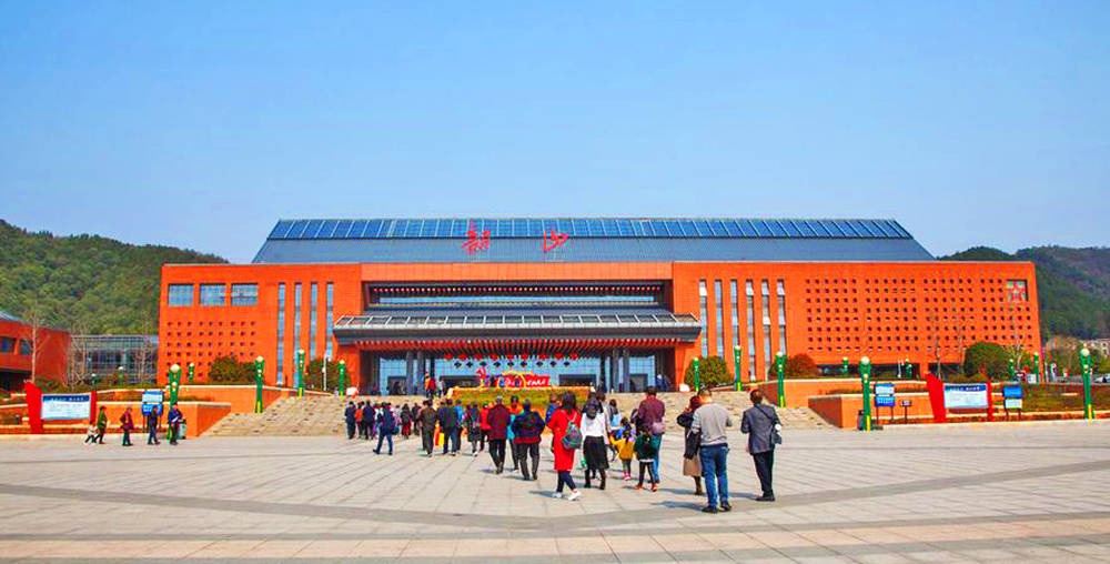 湖南总人口约有多少人_湖南地图(2)