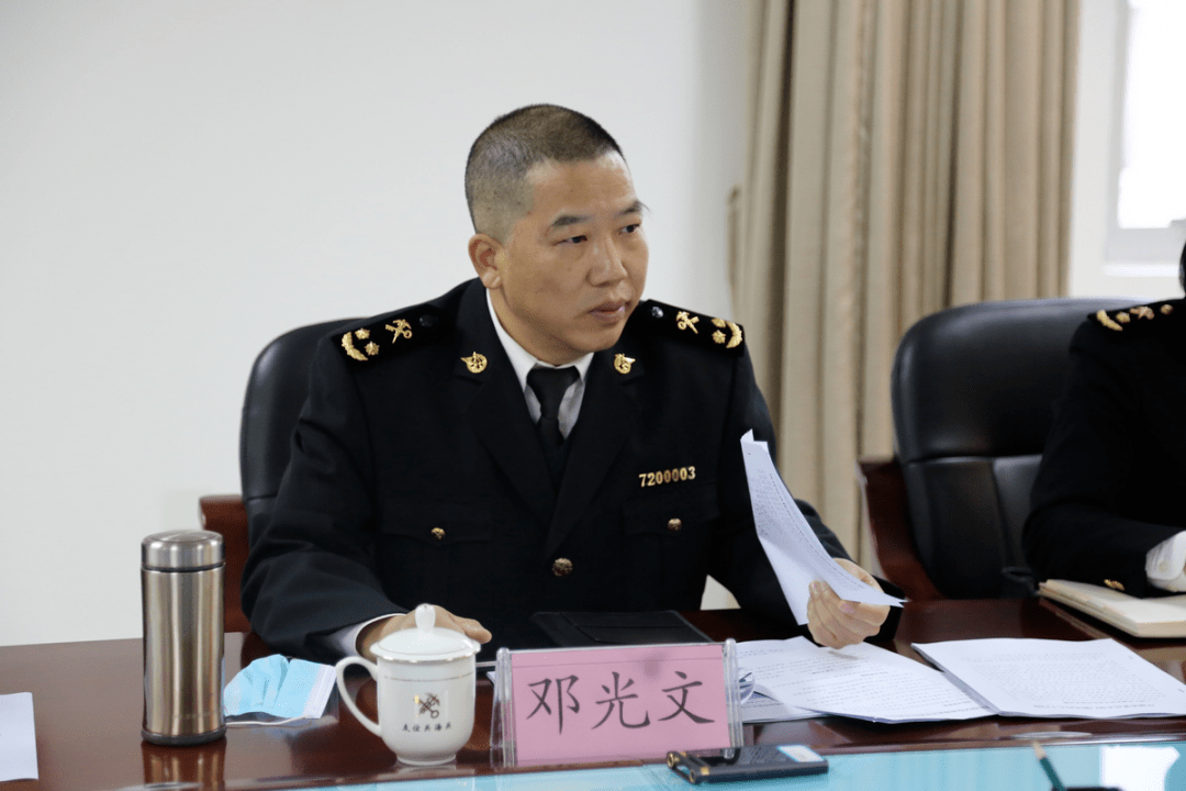 南宁海关副关长邓光文到凭祥综合保税区调研