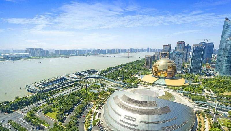 中国最美十大城市在哪 52eec545f2964344a3b935e9089bcb8a.jpeg