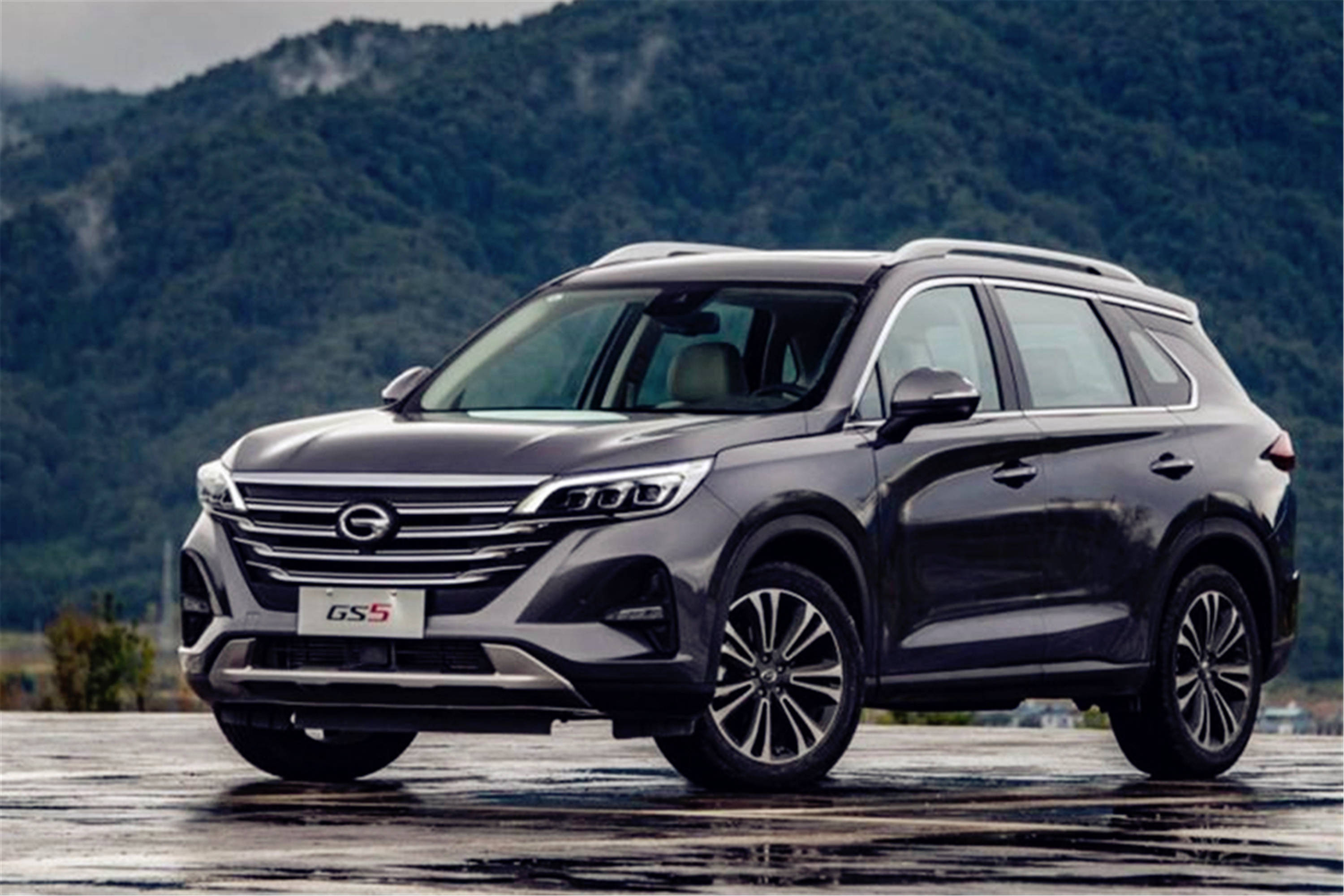 省油的suv怎么选?这2款配置齐全,油费0.4元/公里_搜狐汽车_搜狐网